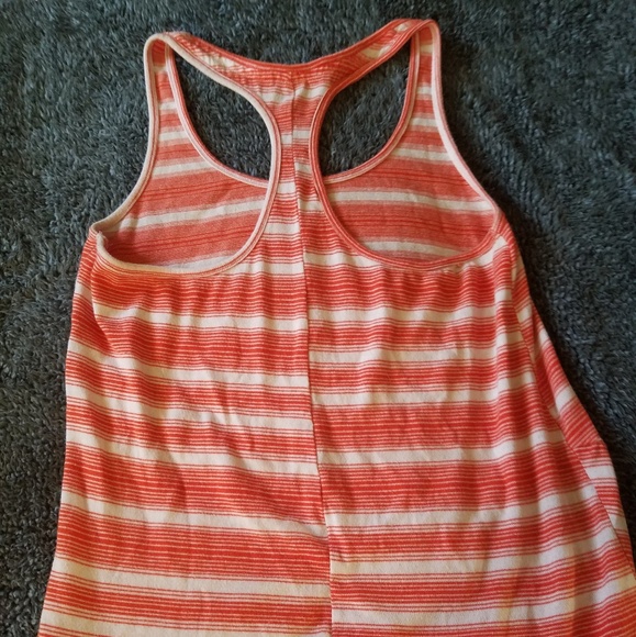 Ladies Roxy razor back tank top - Picture 2 of 3